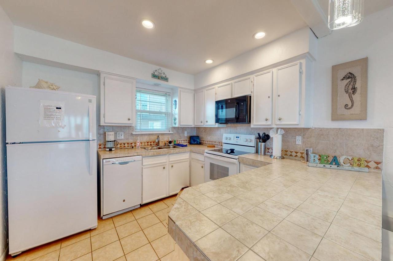 Villa Gulf Front Retreat à Galveston Extérieur photo