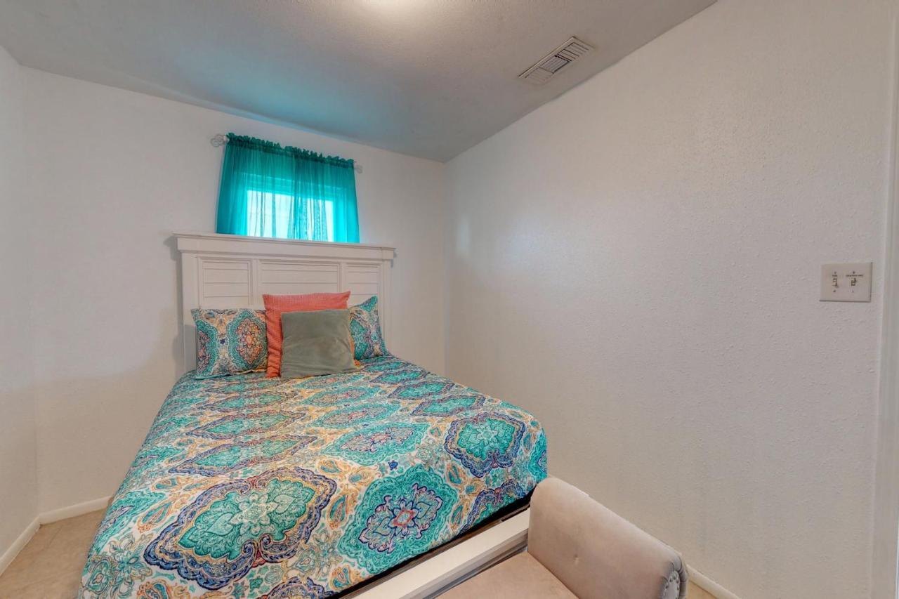 Villa Gulf Front Retreat à Galveston Extérieur photo