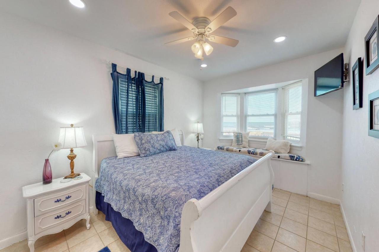 Villa Gulf Front Retreat à Galveston Extérieur photo