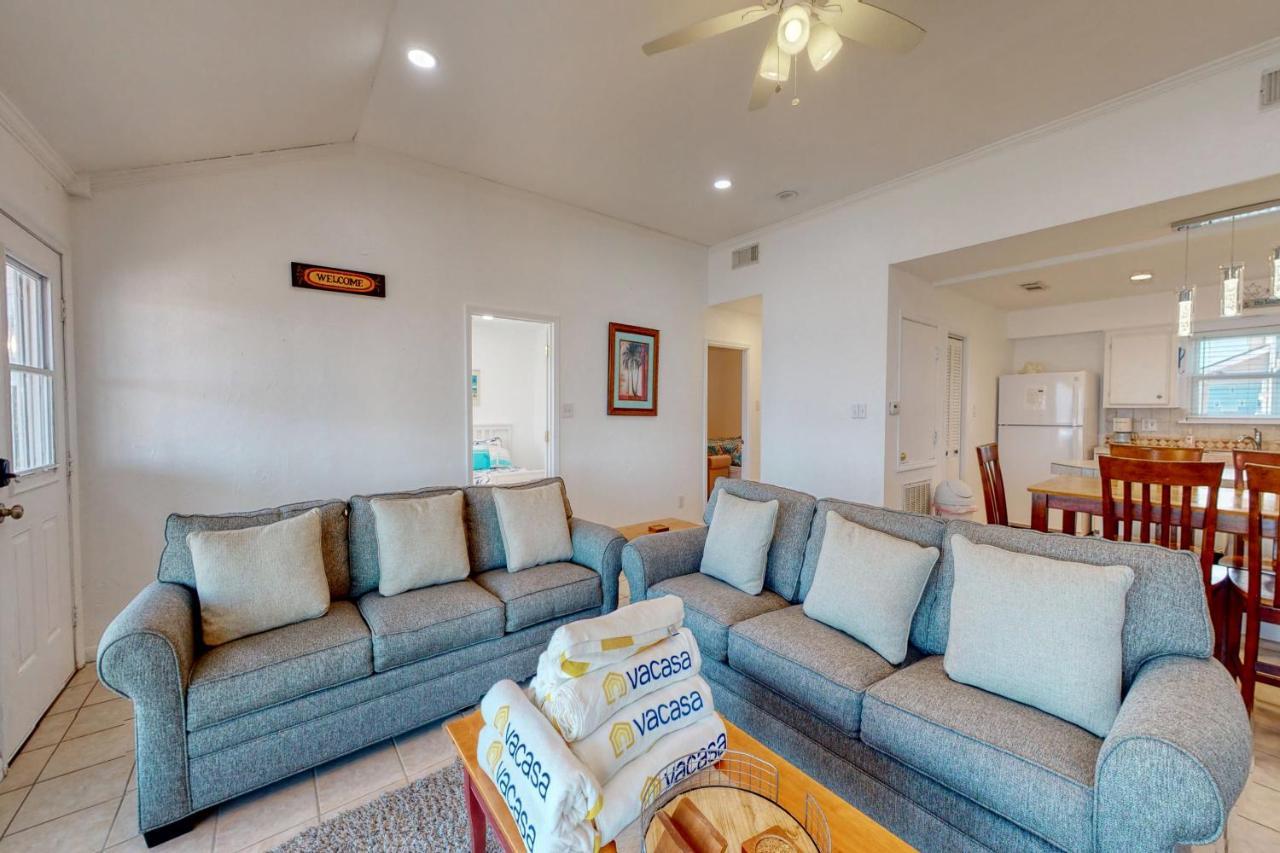 Villa Gulf Front Retreat à Galveston Extérieur photo